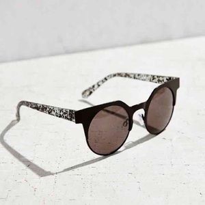 NEW Urban Outfitters Black Metal Round